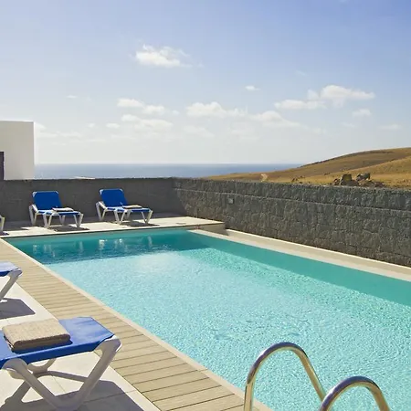 Noalex Villa *